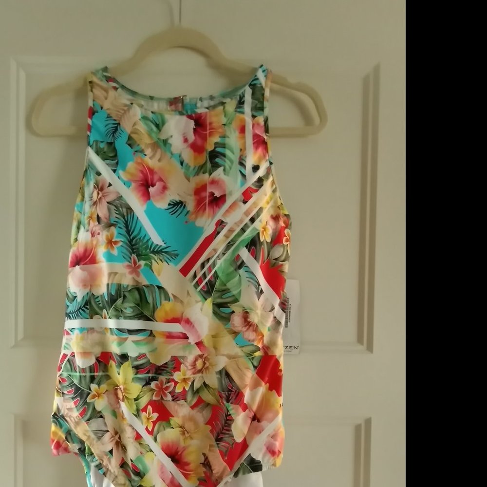 Jantzen High Neck size 16 swim suit